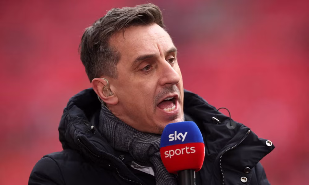 Gary Neville warns Michael Carrick will ‘kill’ Man Utd star if he doesn’t start him soon